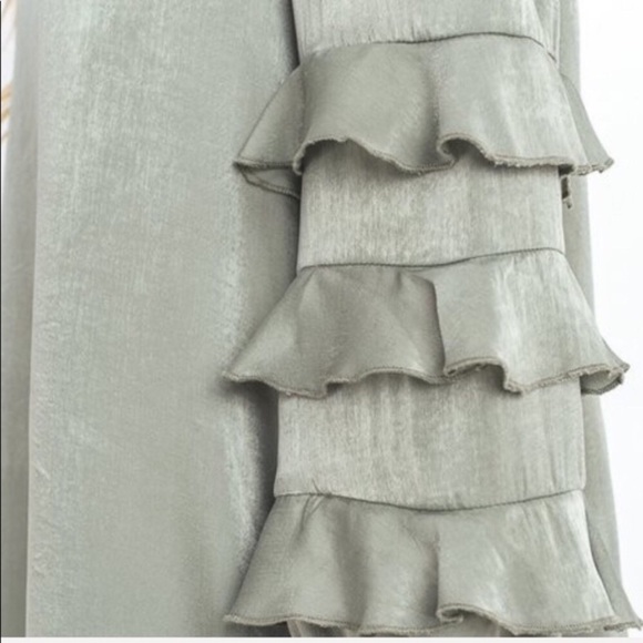 #159 (only LG) Sage Ruffled Blouse - Picture 4 of 7